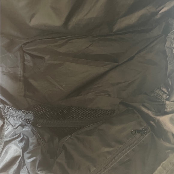 Under Armour Black Duffel Bag - Picture 9 of 10